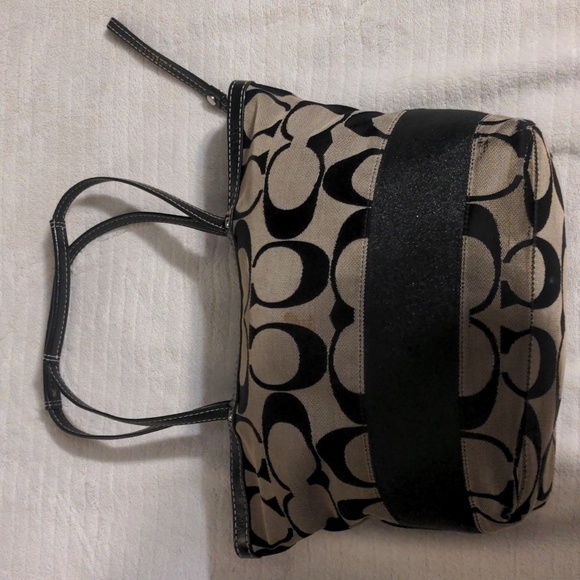 Coach Black/Grey Signature Canvas and Patent Leather Tote - Picture 6 of 16